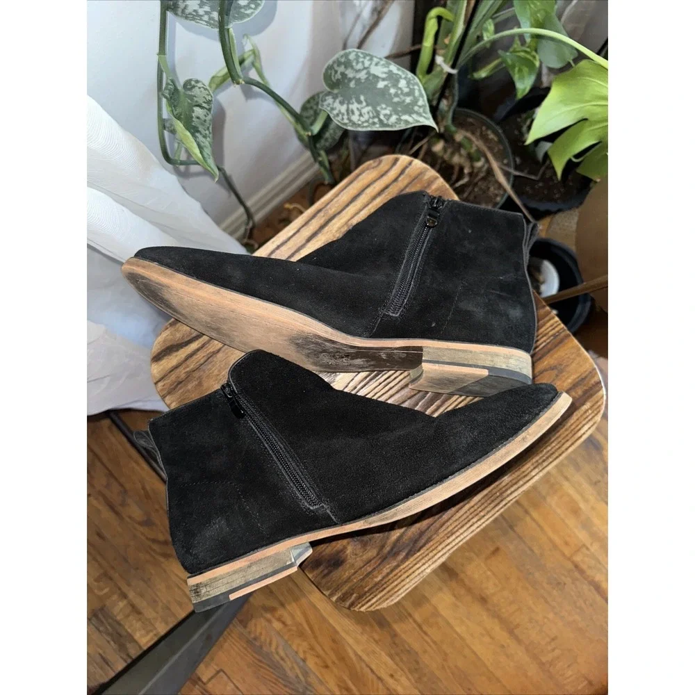 Call It Spring Ankle Black Suede Boots Size‎ 11